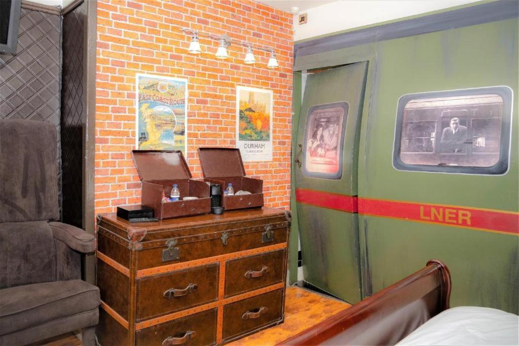 Hotel Oyo The Townhouse Durham Zewnętrze zdjęcie