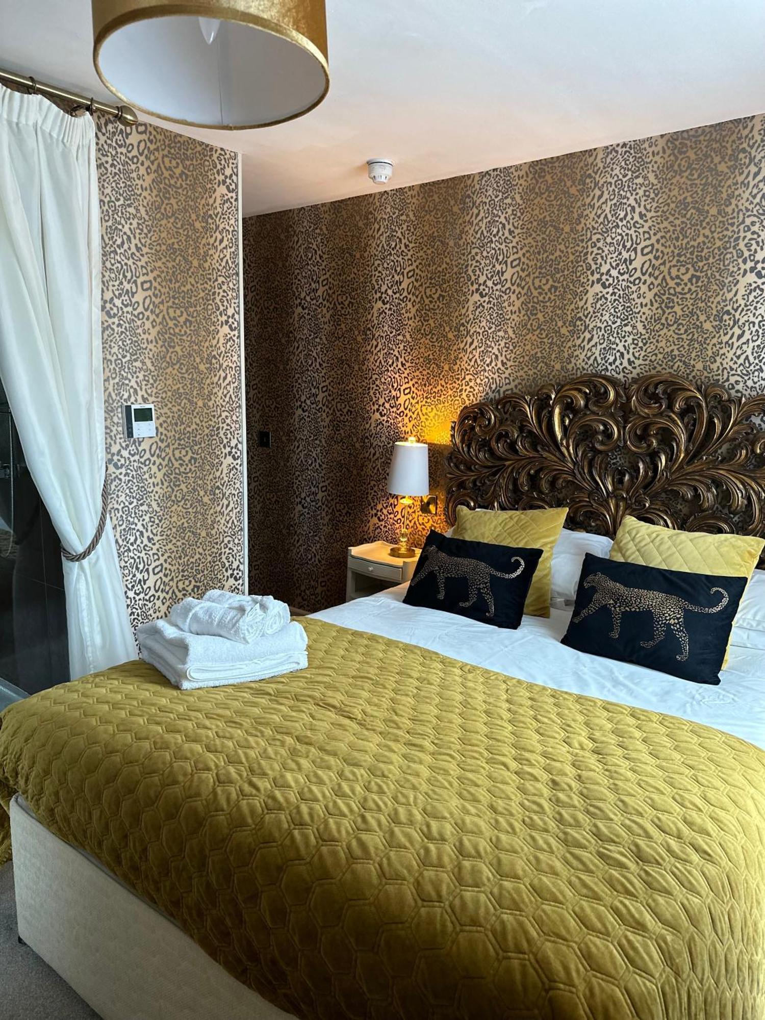 Hotel Oyo The Townhouse Durham Zewnętrze zdjęcie