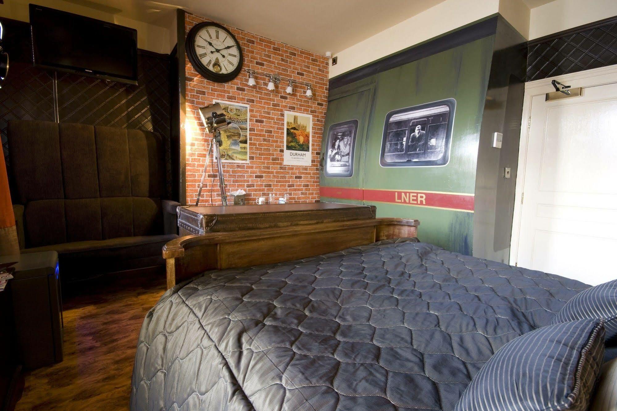 Hotel Oyo The Townhouse Durham Zewnętrze zdjęcie